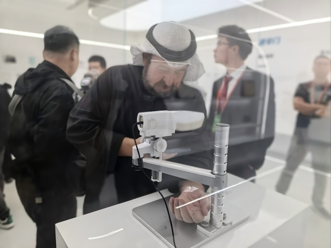 Vivolight Medical accueille une délégation internationale de maires lors du Dialogue mondial des maires à Xi'an